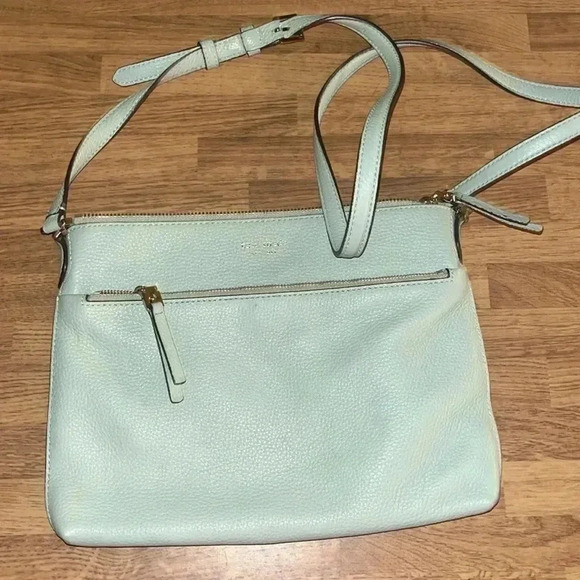 Authentic Kate Spade Crossbody - Picture 1 of 12
